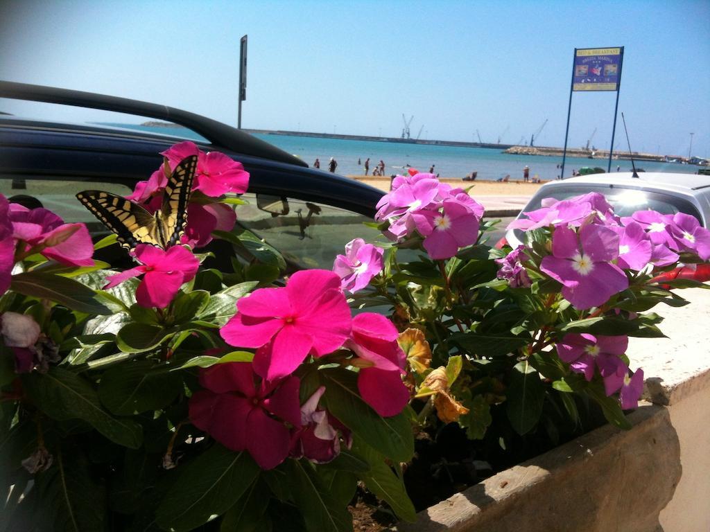 Bed and Breakfast Terrazze Sul Mare Pozzallo Exterior foto